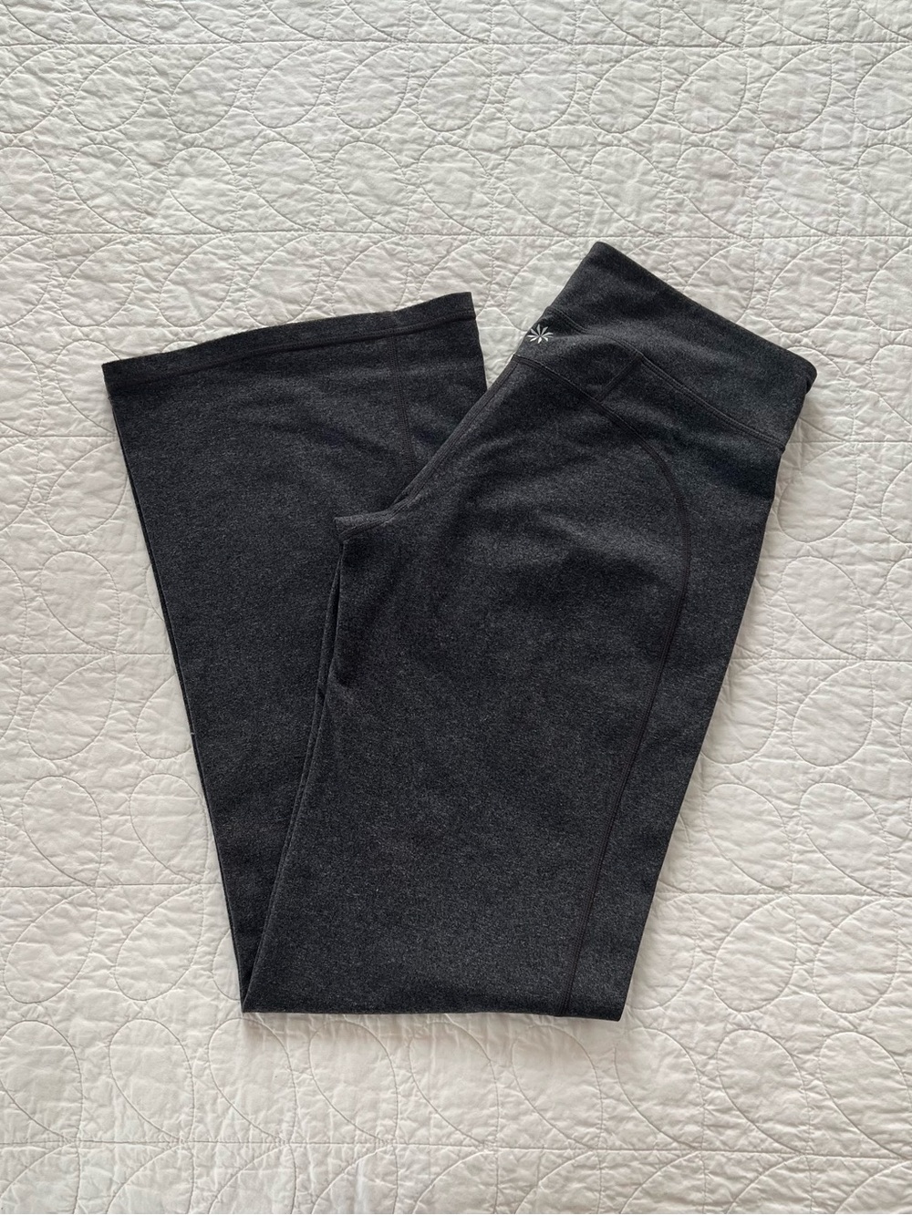 ATHLETA Kickbooty Charcoal Boot Cut Flare Yoga Pants, Sporty Athleisure